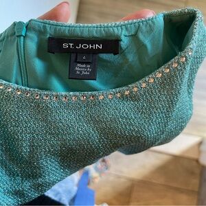 St. John sz 4 green dress like new